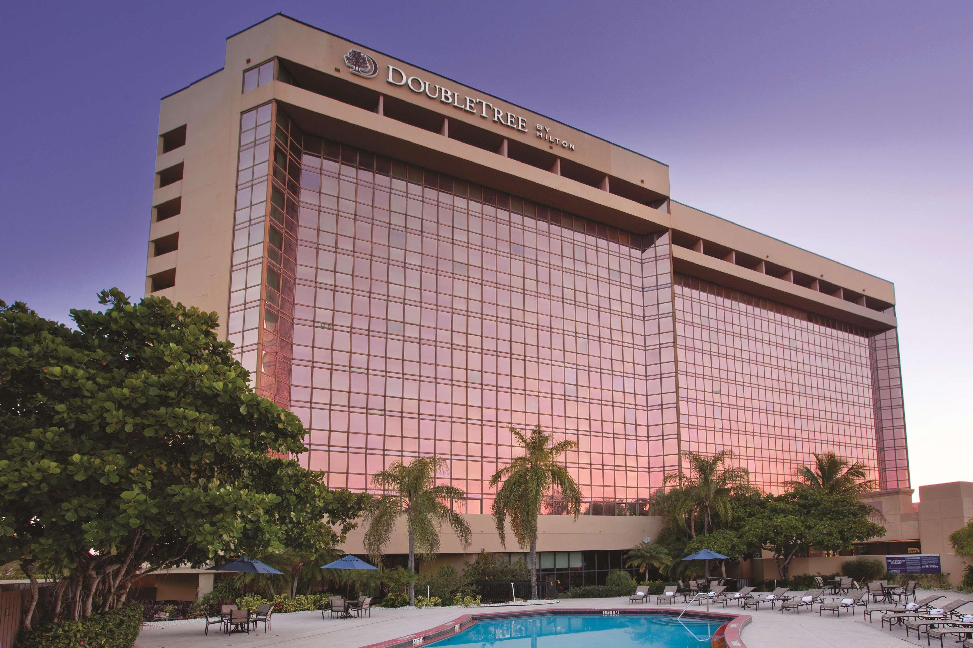 Doubletree By Hilton Hotel Miami Airport & Convention Center Майами-Спрингс Экстерьер фото