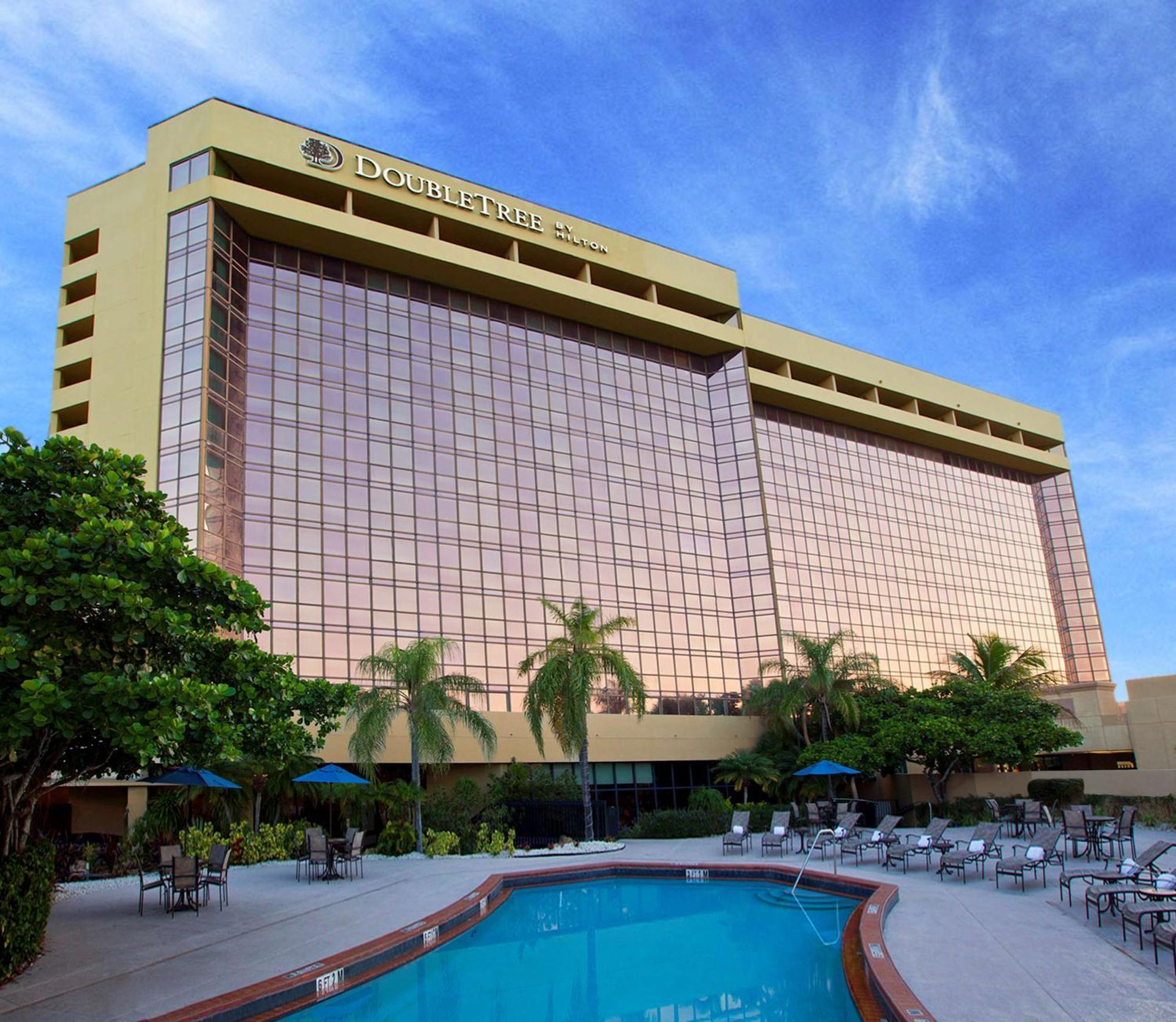 Doubletree By Hilton Hotel Miami Airport & Convention Center Майами-Спрингс Экстерьер фото